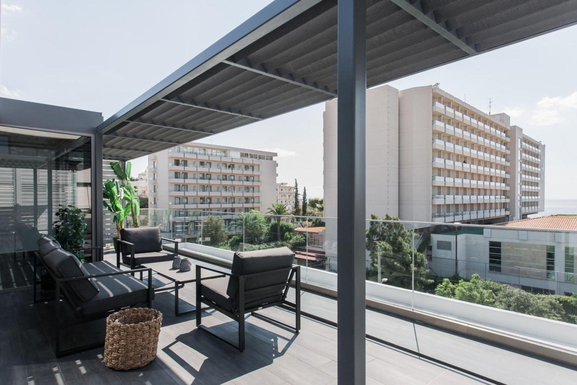 Riviera Luxury Penthouse By The Beach Атина Екстериор снимка
