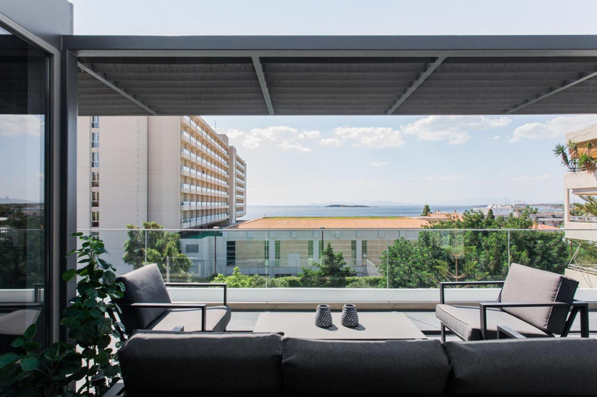 Riviera Luxury Penthouse By The Beach Атина Екстериор снимка